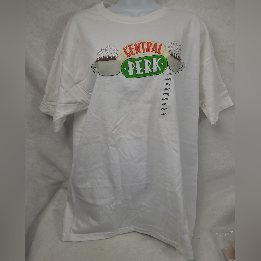 Central Perk Coffee Café  T Shirt Friends TV Show Size Large - NWT